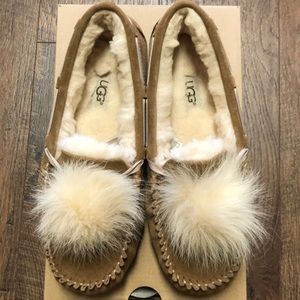 UGG Dakota Chestnut Pom Pom Slippers / Moccasins